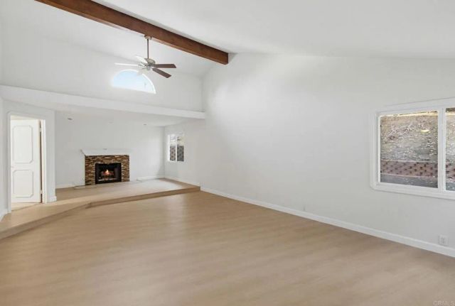 925 E Chase Avenue, El Cajon, CA 92020