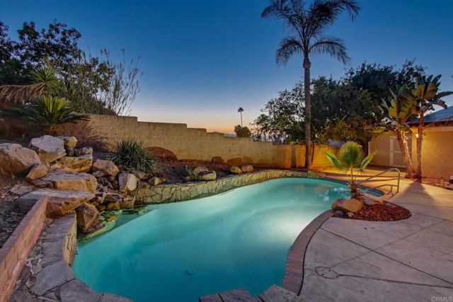 925 E Chase Avenue, El Cajon, CA 92020