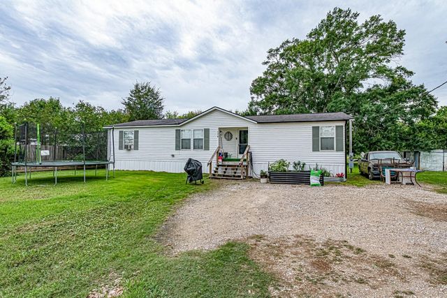 158 County Road 174, Liberty, TX 77575