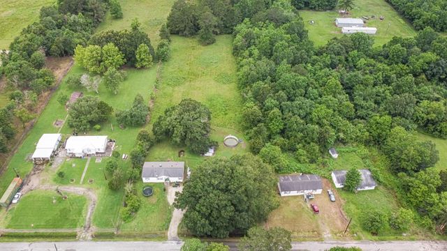 158 County Road 174, Liberty, TX 77575