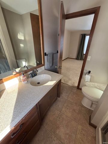 4162 E St Rd 124 Road, Bluffton, IN 46714