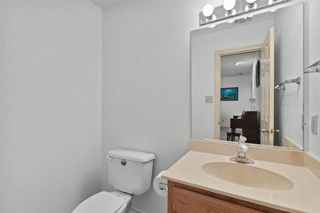 716 Smokerise Circle, Denton, TX 76205