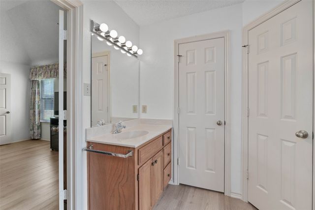 716 Smokerise Circle, Denton, TX 76205