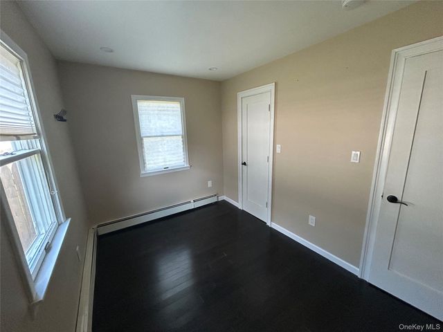 704 Myrtle Avenue, West Islip, NY 11795