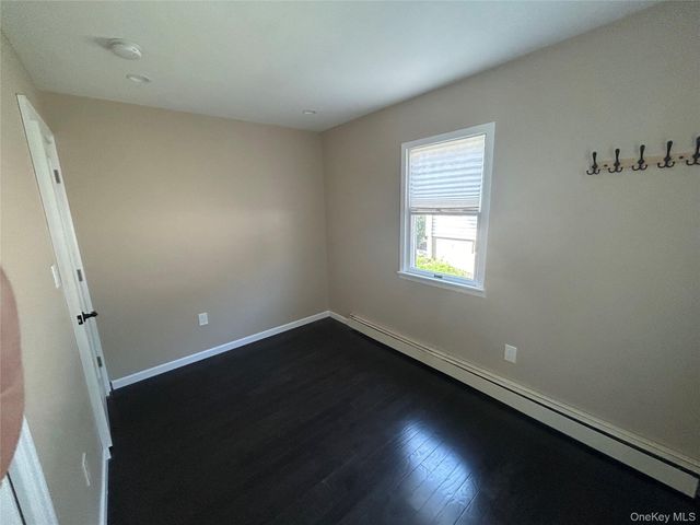 704 Myrtle Avenue, West Islip, NY 11795