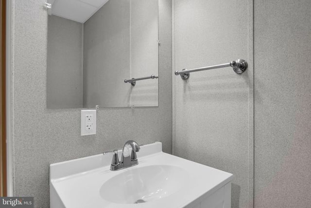 26 AUTUMN DR, Dillsburg, PA 17019