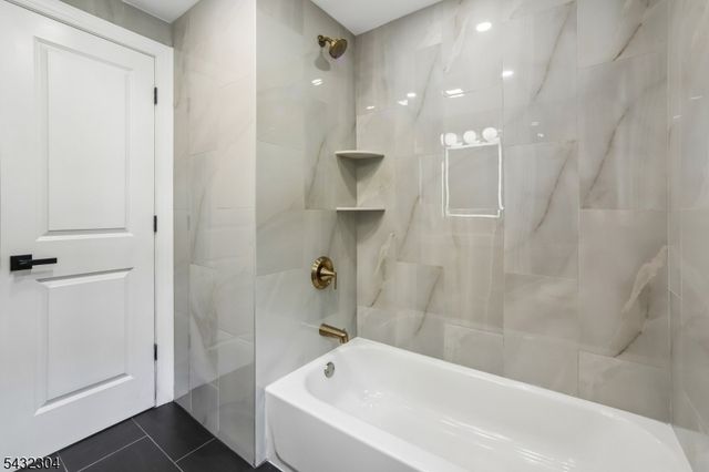 34 Clark St, Summit City, NJ 07901