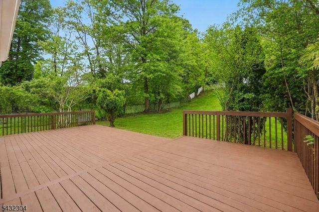34 Clark St, Summit City, NJ 07901
