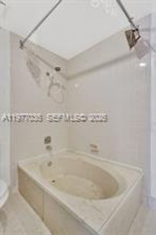 615 NW 210th St 201-25, Miami Gardens, FL 33169