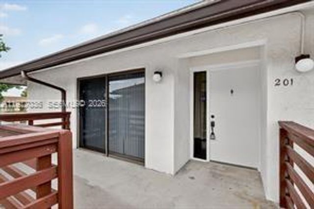 615 NW 210th St 201-25, Miami Gardens, FL 33169