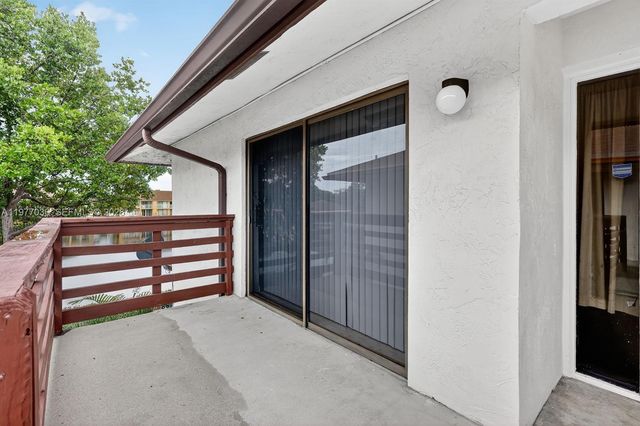 615 NW 210th St 201-25, Miami Gardens, FL 33169