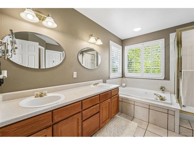10053 Heywood St, Littleton, CO 80130