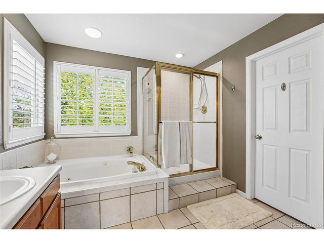 10053 Heywood St, Littleton, CO 80130