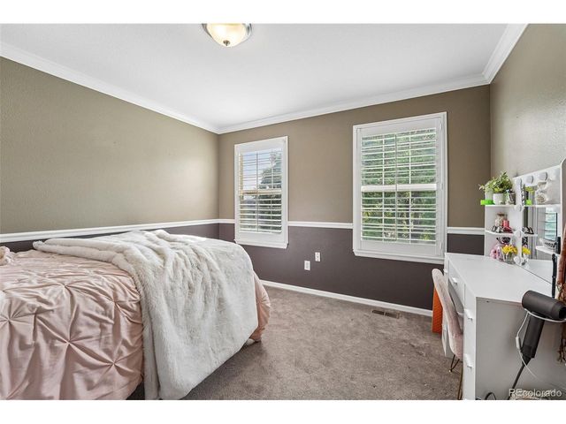 10053 Heywood St, Littleton, CO 80130