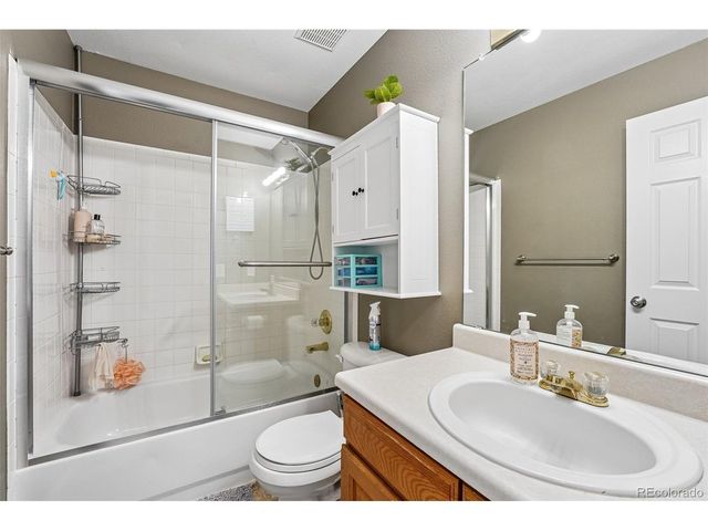 10053 Heywood St, Littleton, CO 80130