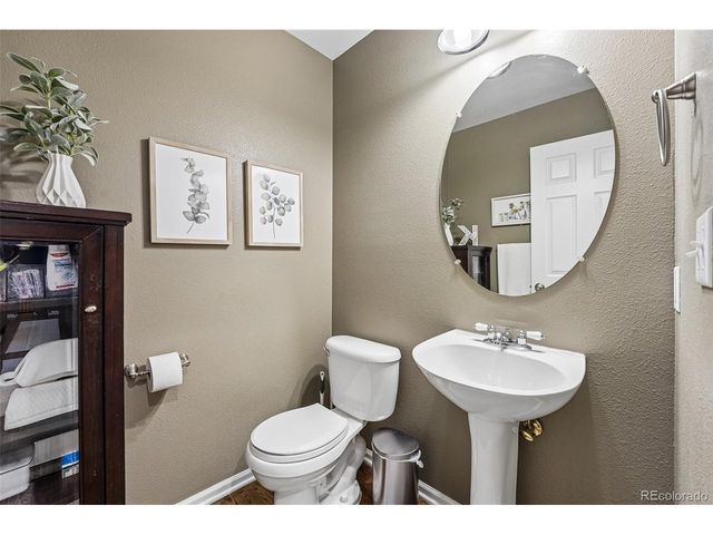 10053 Heywood St, Littleton, CO 80130