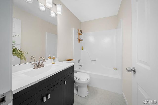 61 Park Charles Boulevard C, St Peters, MO 63376