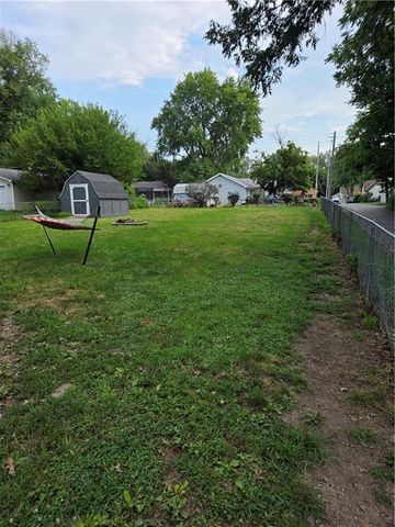 326 Front Street, Grain Valley, MO 64029