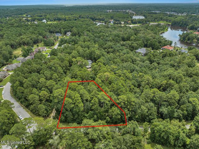 Woodlands Drive, Biloxi, MS 39532