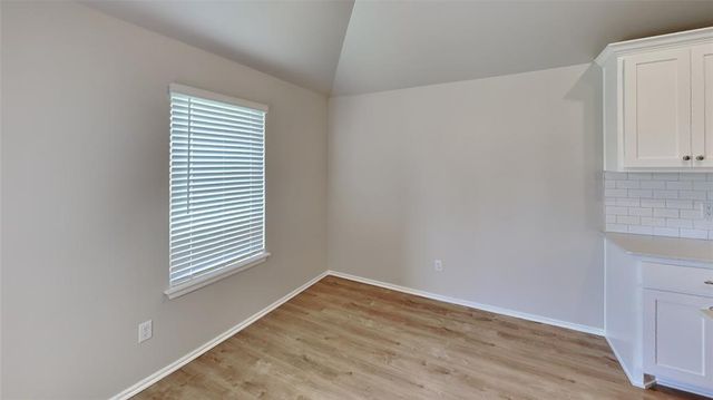 12800 Elba Drive, Yukon, OK 73099