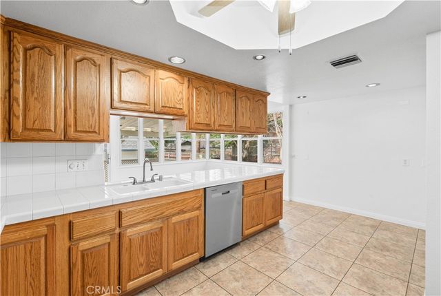 344 W 8th Street, Claremont, CA 91711