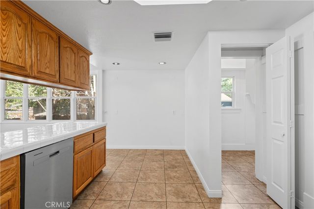 344 W 8th Street, Claremont, CA 91711