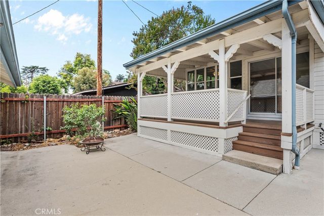 344 W 8th Street, Claremont, CA 91711
