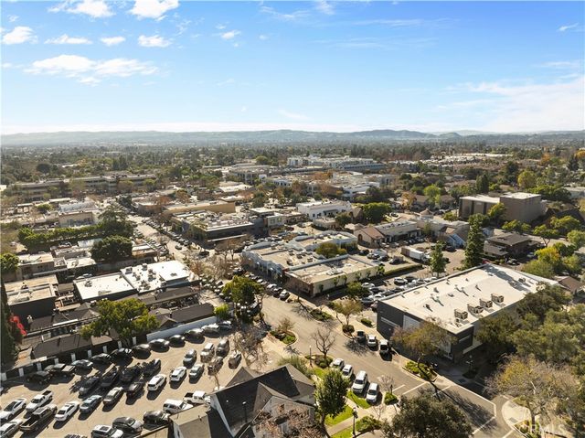 344 W 8th Street, Claremont, CA 91711