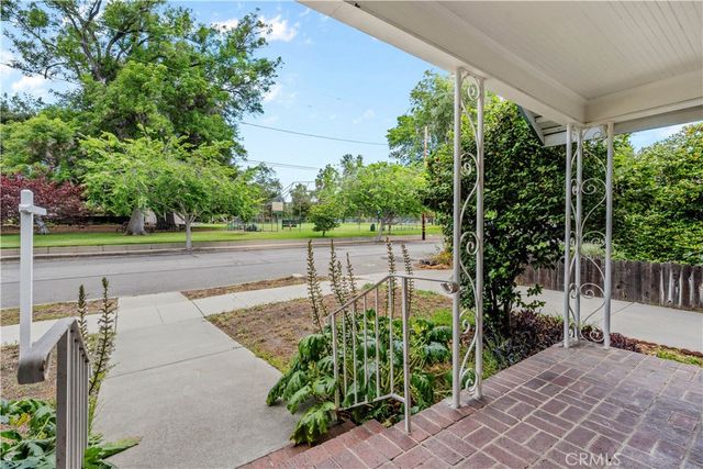344 W 8th Street, Claremont, CA 91711