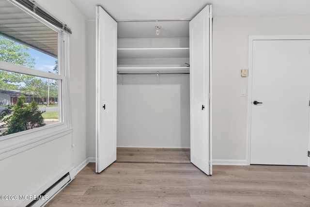 452 Portsmouth Drive B, Lakewood, NJ 08701