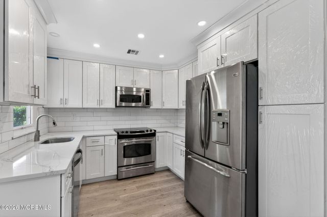 452 Portsmouth Drive B, Lakewood, NJ 08701