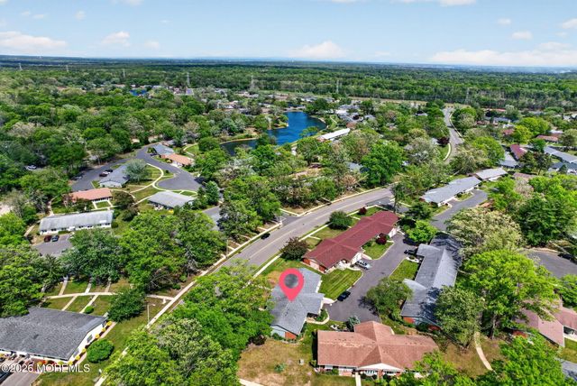 452 Portsmouth Drive B, Lakewood, NJ 08701