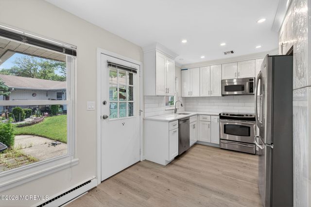 452 Portsmouth Drive B, Lakewood, NJ 08701