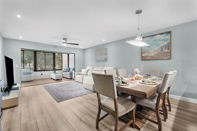 519 LAKESIDE DRIVE 519, Bradenton, FL 34210