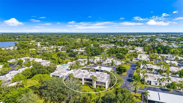 519 LAKESIDE DRIVE 519, Bradenton, FL 34210