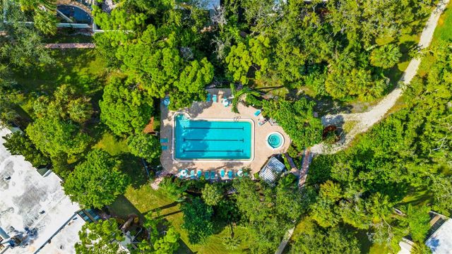 519 LAKESIDE DRIVE 519, Bradenton, FL 34210