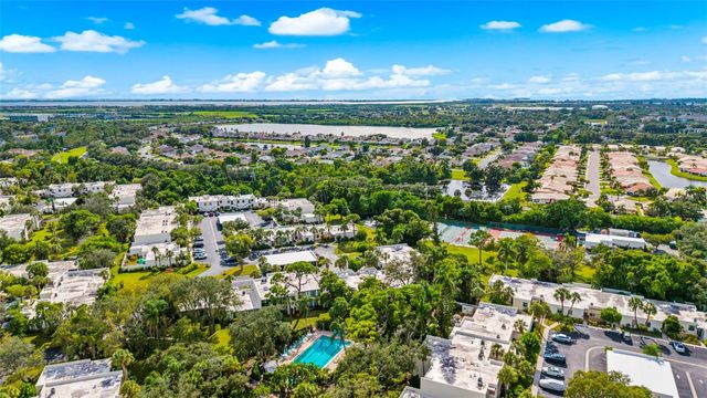 519 LAKESIDE DRIVE 519, Bradenton, FL 34210