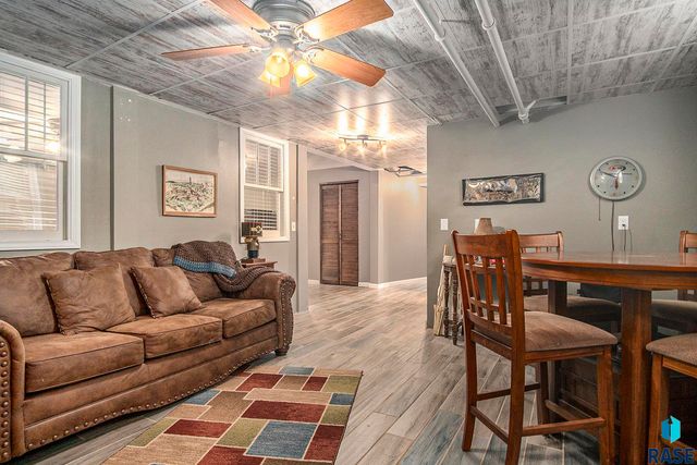 401 Linn St Street, Yankton, SD 57078