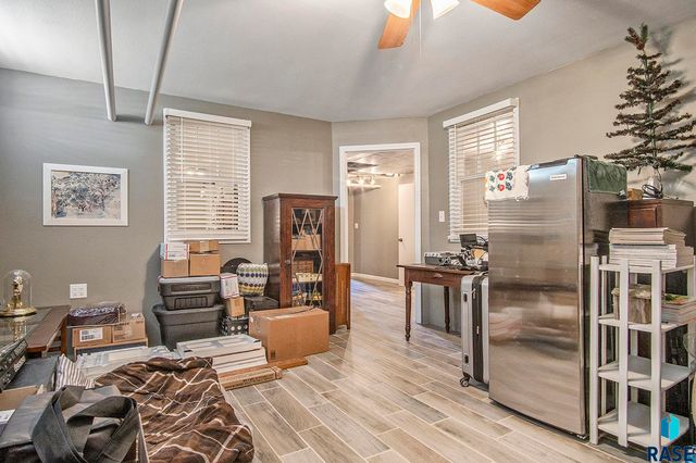 401 Linn St Street, Yankton, SD 57078