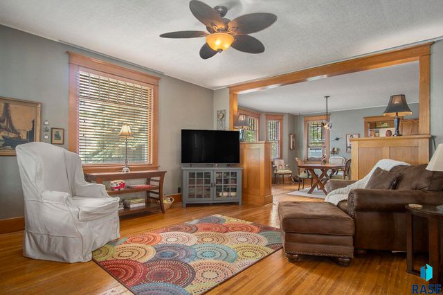 401 Linn St Street, Yankton, SD 57078