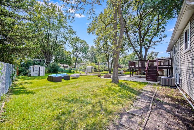 2905 EDGEWOOD Parkway, Woodridge, IL 60517