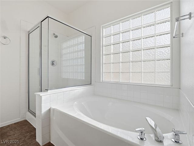 901 Royal Birch Lane, Las Vegas, NV 89144