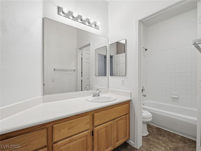 901 Royal Birch Lane, Las Vegas, NV 89144