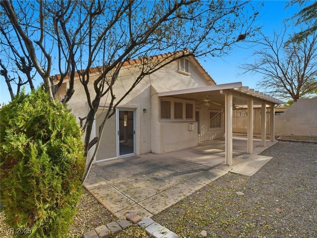 901 Royal Birch Lane, Las Vegas, NV 89144