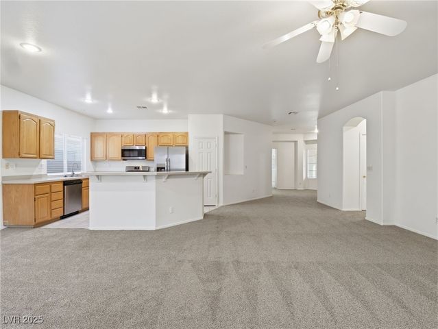 901 Royal Birch Lane, Las Vegas, NV 89144