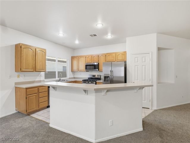 901 Royal Birch Lane, Las Vegas, NV 89144