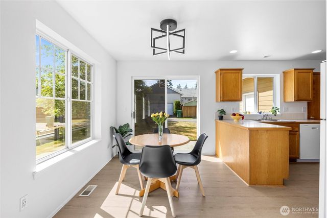 2209 24th Street, Anacortes, WA 98221