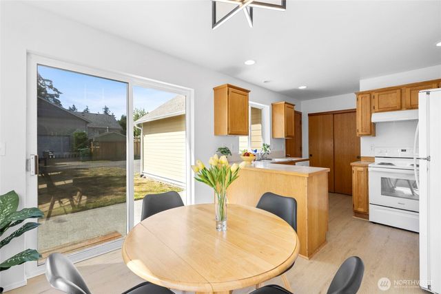 2209 24th Street, Anacortes, WA 98221