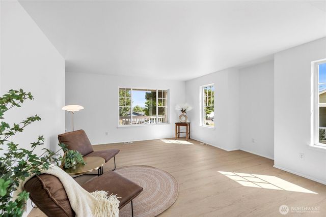 2209 24th Street, Anacortes, WA 98221