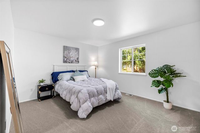 2209 24th Street, Anacortes, WA 98221